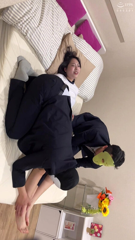 「お姉さん系美女がブルマ姿で拘束くすぐり拷問SMプレイに悶絶する刺激映像」のサンプル画像18枚目