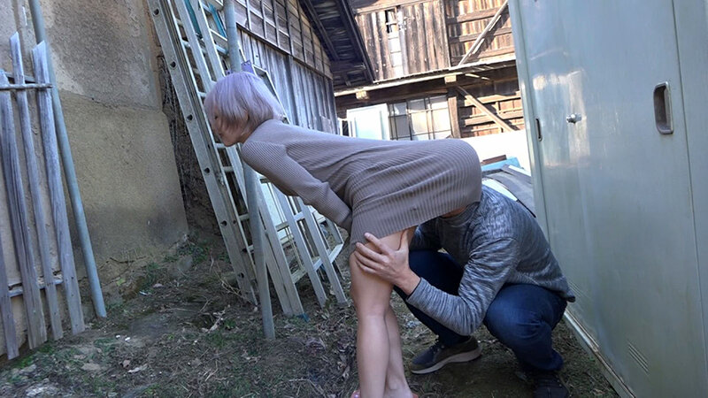 「生意気スレンダーギャル・ちゃんみおの野外露出プレイ｜潮吹き＆ごっくん過激デビュー」のサンプル画像8枚目