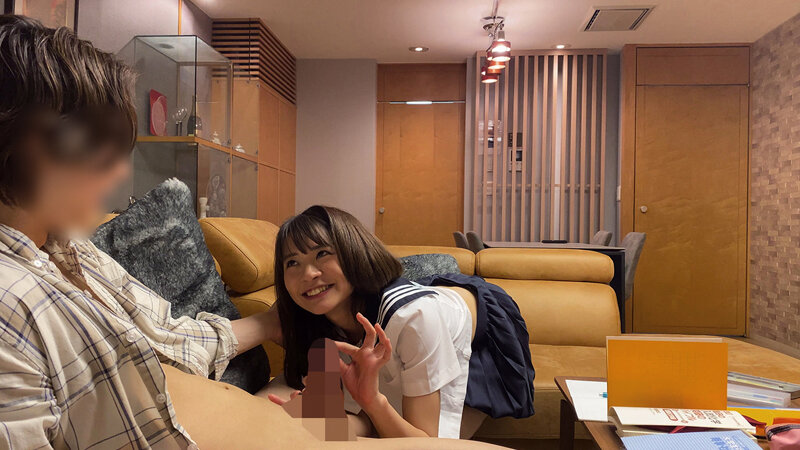 「美乳スレンダー美少女JKが家庭教師を誘惑して中出し懇願する痴女プレイ盗撮映像」のサンプル画像2枚目