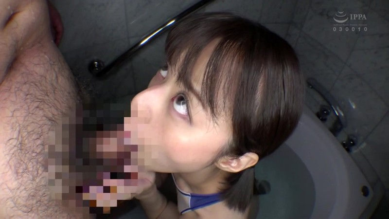 「月乃ルナのフェラ・イラマチオ責め｜パイパン微乳痴女の止まらないご奉仕プレイ」のサンプル画像9枚目