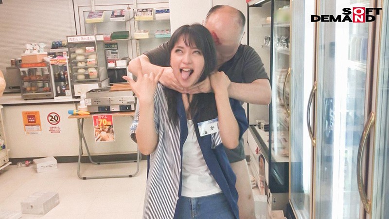 「渚みつき 野外・露出プレイで大暴走！テンション爆上げの過激バラエティAV作品」のサンプル画像9枚目