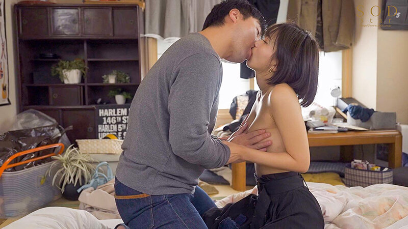 「星乃莉子の騎乗位テクが凄い！カップルイチャラブセックスで彼女の腰使いに大興奮」のサンプル画像9枚目