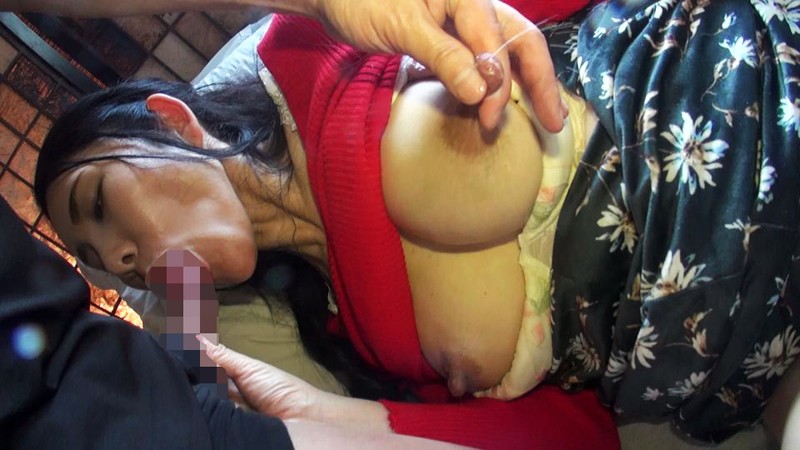 「人妻・奥村美奈子の母乳プレイ動画｜潮吹き＆中出しで魅せる主婦の色気」のサンプル画像5枚目