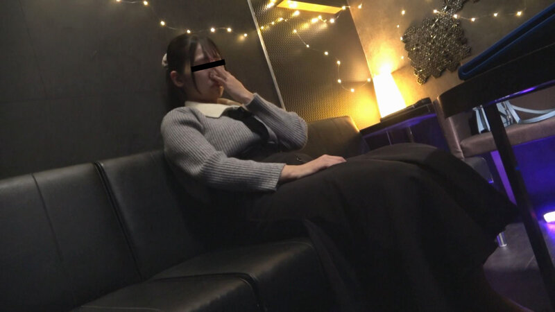 「【素人人妻】カラオケBOXで白昼不倫セックス｜局部接写＆中出し濃厚交尾【主婦ナンパ】」のサムネイル