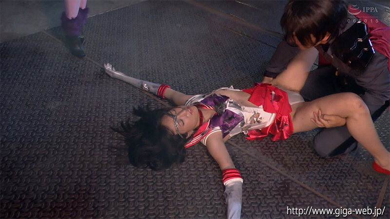 「楠木花菜・安堂はるのが挑む女戦士ピンチ！セーラー戦士が妖女に追い詰められる絶体絶命バトル」のサンプル画像20枚目