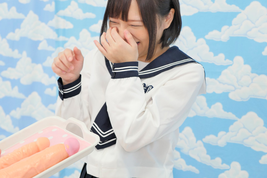 池袋で見つけた優しい女●●生に18cmメガチ○ポを素股してもらったらこんなヤラしい事になりました。