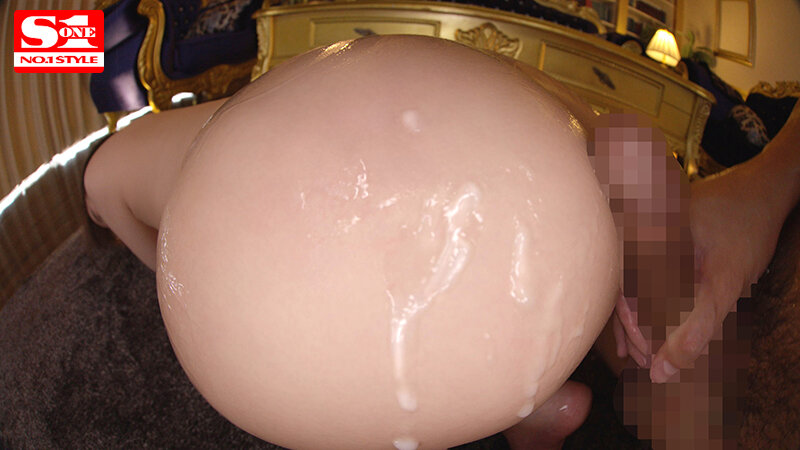 「夢乃あいかの巨乳パイズリ×局部アップ映像｜美尻フェチも必見の肉感ボディを堪能」のサンプル画像7枚目