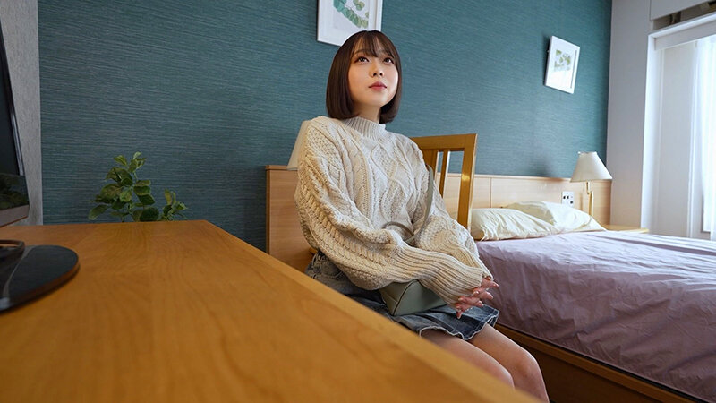 「月乃あや 美少女コスプレイヤーが騎乗位で激イキ！フェラから中出しまで完全収録」のサムネイル